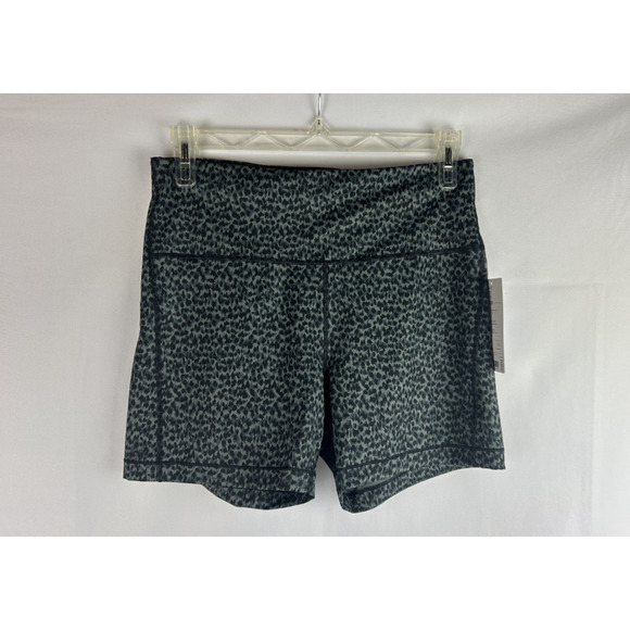 Athleta High Rise Shorts Womens Sz 1X Blue Grey Leopard Print Compression Sport - Picture 1 of 6